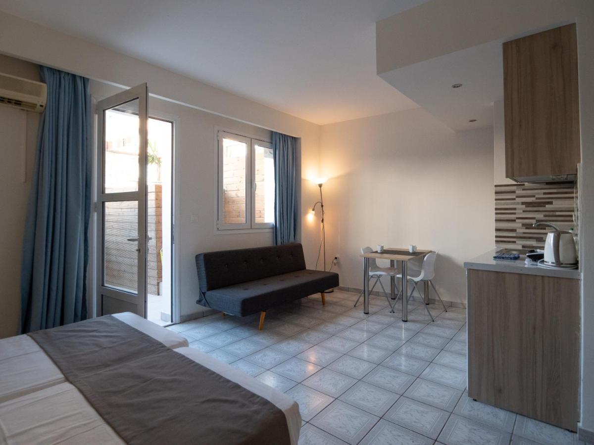 Aristo Apts Hersonissos  Exterior photo