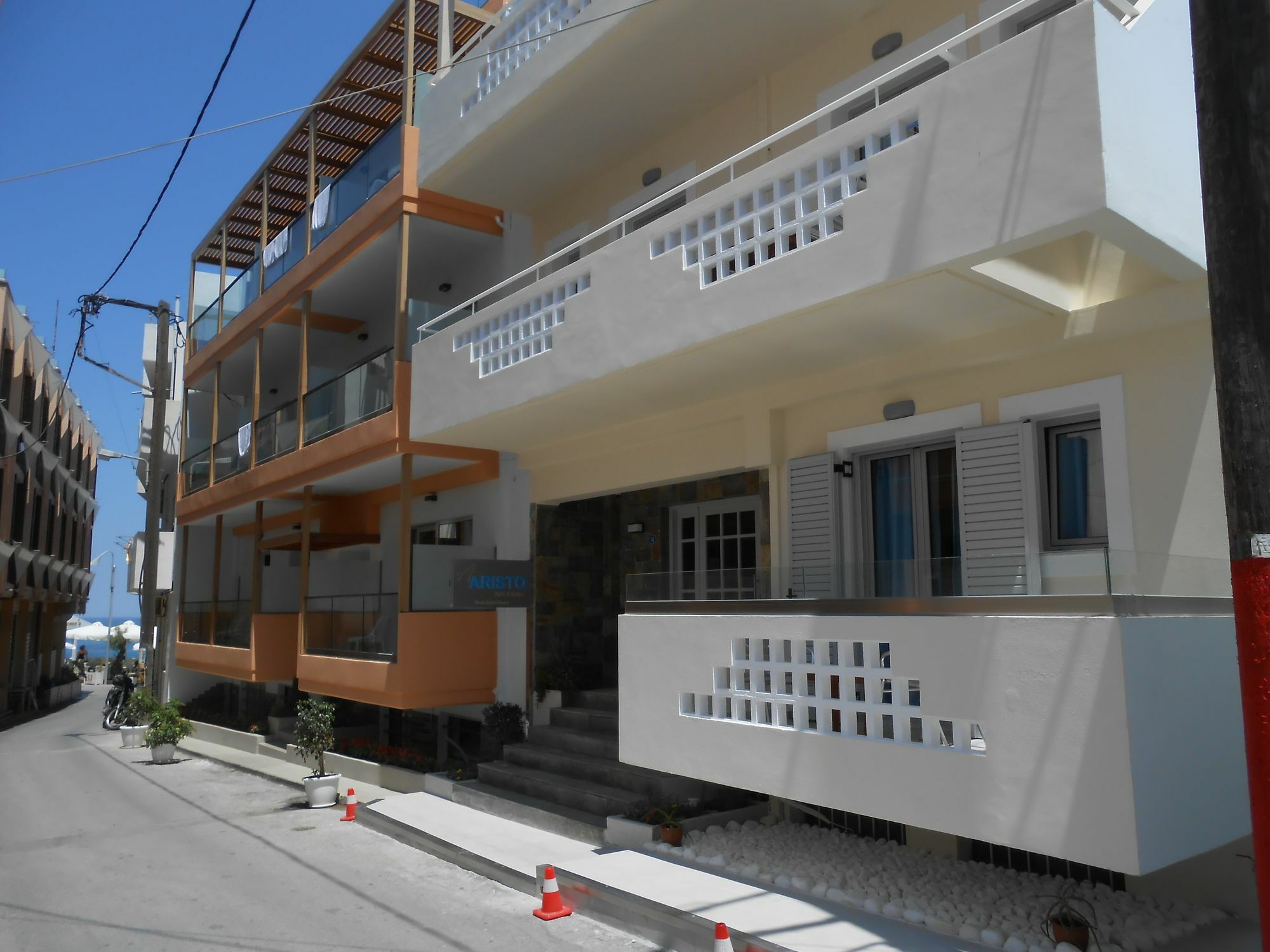 Aristo Apts Hersonissos  Exterior photo