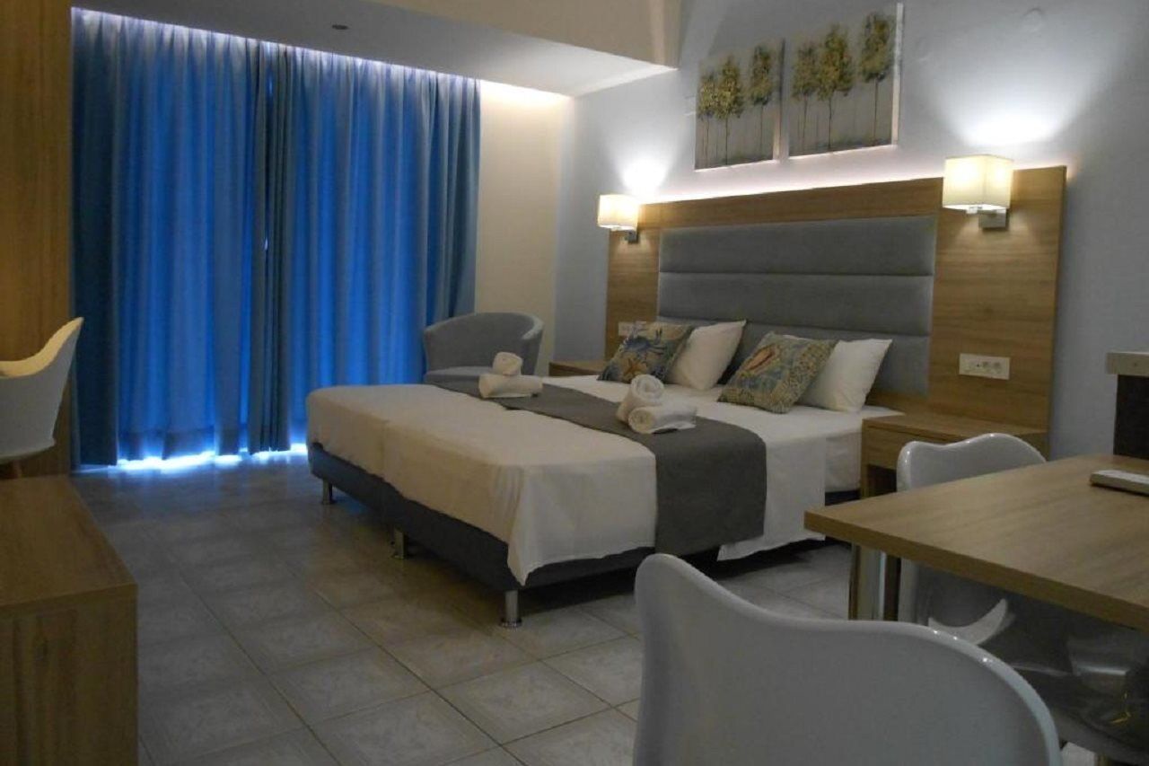 Aristo Apts Hersonissos  Exterior photo